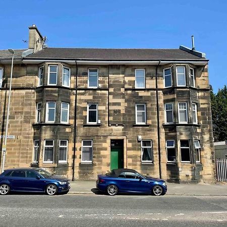 Large 2 Bed Near Glasgow Airport พาสเลย์ ภายนอก รูปภาพ