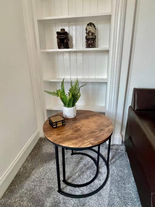 Large 2 Bed Near Glasgow Airport พาสเลย์ ภายนอก รูปภาพ